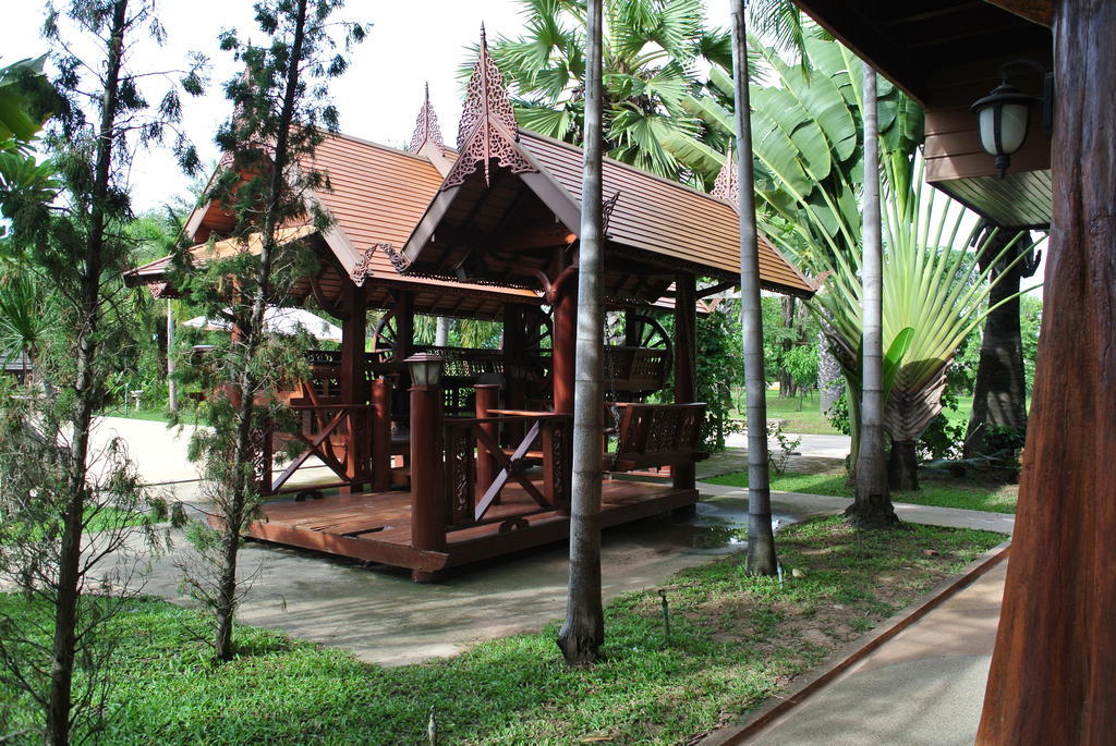 Siam River Resort Chaiyaphum Exterior foto