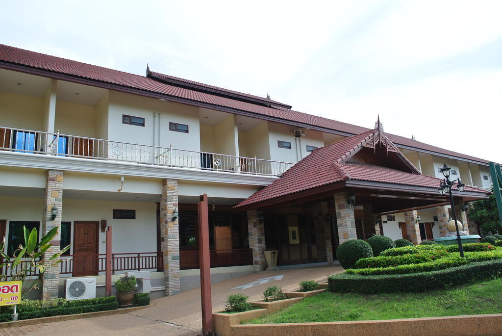 Siam River Resort Chaiyaphum Exterior foto